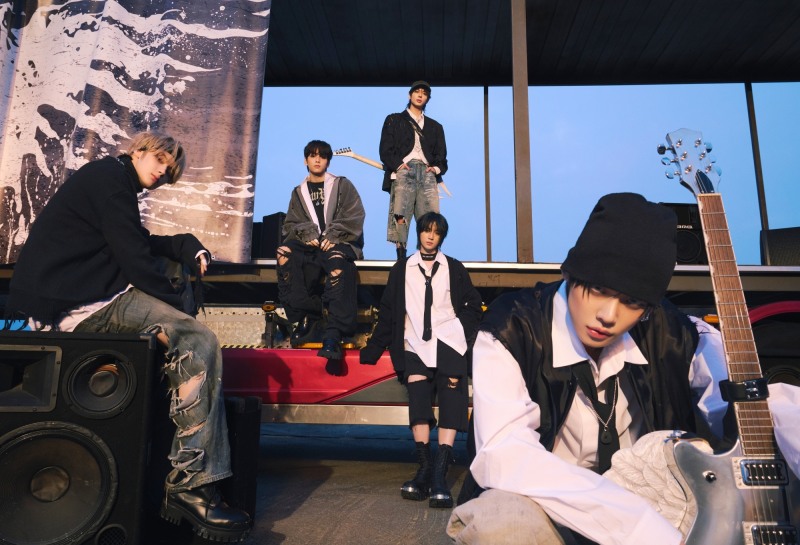 TXT, 미니 6집으로 한국과 미국 음악 차트 호성적