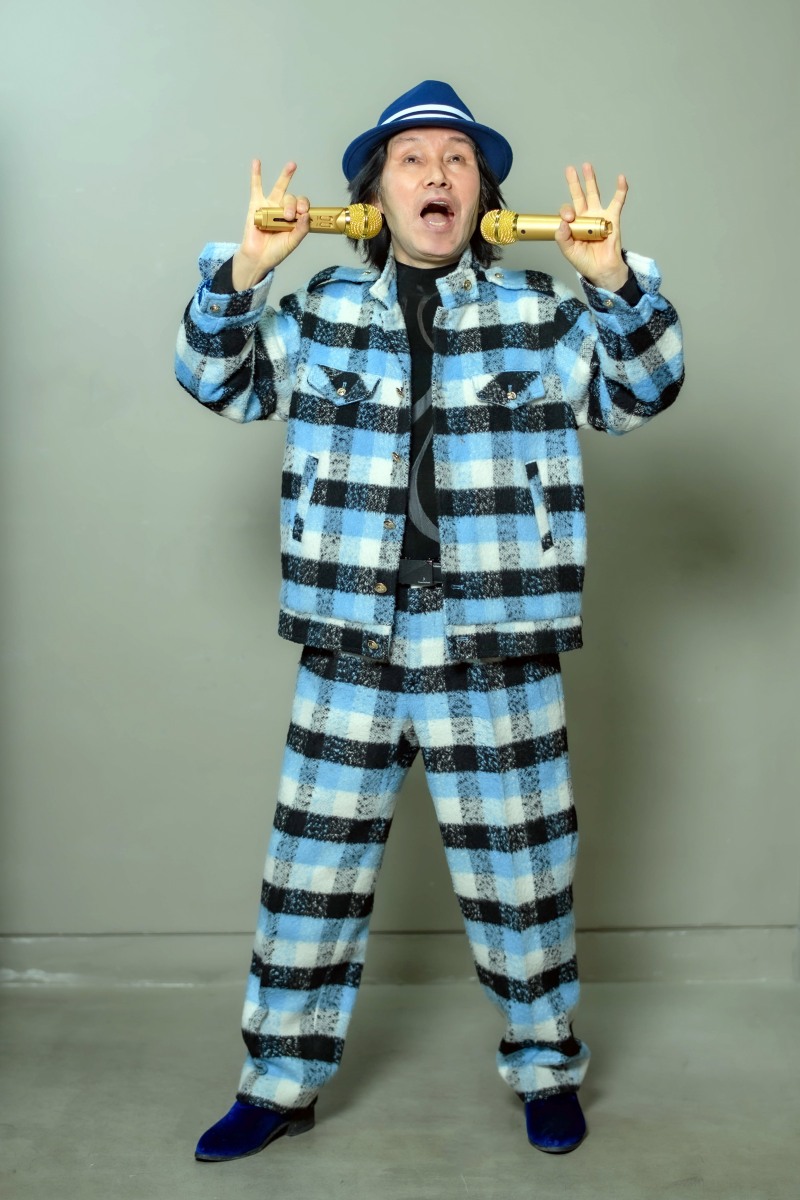 사진=테크노 뽕짝의 원조 신바람 이박사 / 출처=시노 엔터 제공