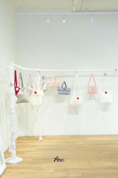 패션 브랜드 시엔느, 신규 레이블 '앙뜨' 론칭 기념 하우스 팝업 스토어 개최