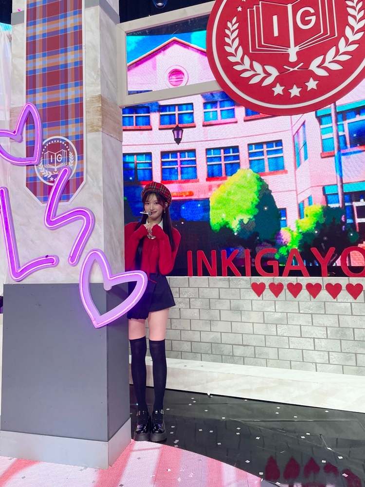 아이브 이서, ‘인기가요’ MC 합격점… ‘첫 사랑니’ 스페셜 무대→상큼한 진행
