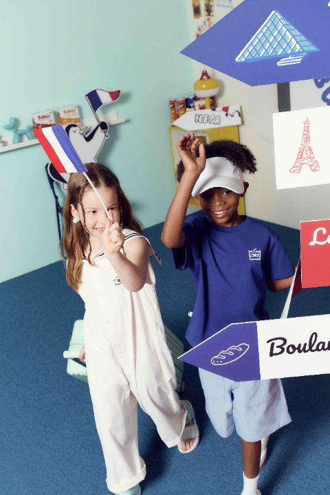 네파키즈, 조인혁 작가와 ‘파리 여행’ 컨셉 컬렉션 출시