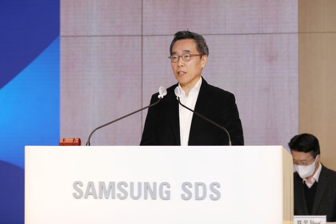 삼성SDS는 2일 잠실캠퍼스에서 미디어데이를 열고, 생성형 AI 서비스인 패브릭스(FabriX)와 브리티 코파일럿(Brity Copilot)의 본격적인 출시를 선언했다고 밝혔다. 사진은 삼성SDS 제38기 정기 주주총회에서 황성우 대표가 인사말을 하고 있는 모습. (사진 = 삼성SDS 제공)