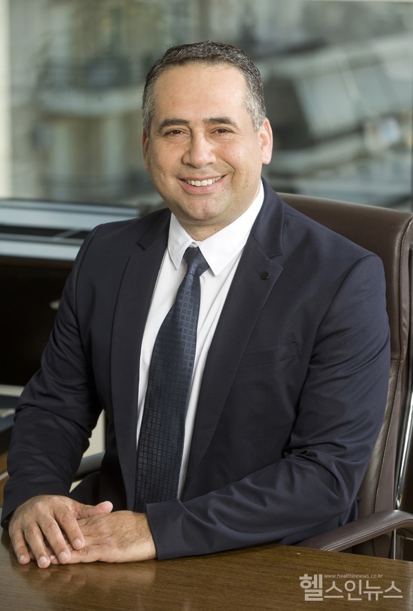 한국로슈에잣아젬(EzatAzem)신임대표이사