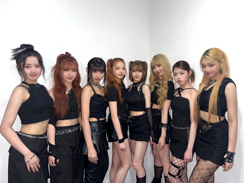 유니스, 첫 필리핀 투어 성료…연일 대규모 인파 운집