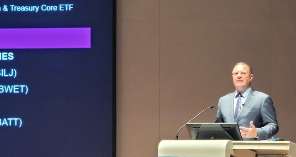 앰플리파이 CEO, "M7 쏠림 투자 경계, 고배당ETF 주목해야"