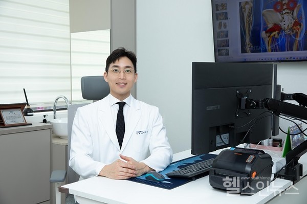 서울탑재활의학과이의창원장