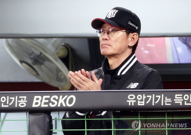 사진 = 이강철 감독