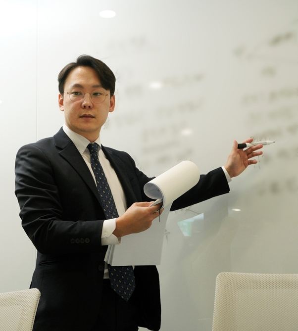 상간자위자료소송 시, 부정행위 입증할 수 있는 명확한 증거 수집 필요