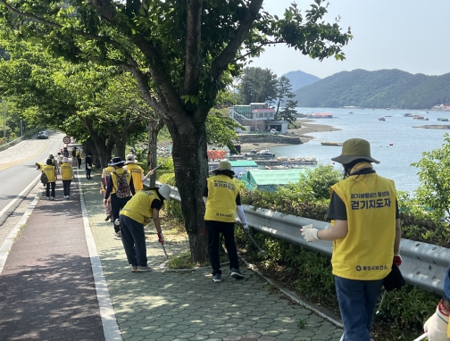 통영시보건소, 걷기지도자와 함께 금연 캠페인 전개