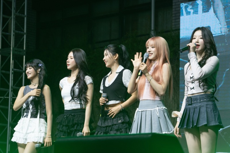 (여자)아이들, 히트곡 퍼레이드로 대학 축제 접수 完