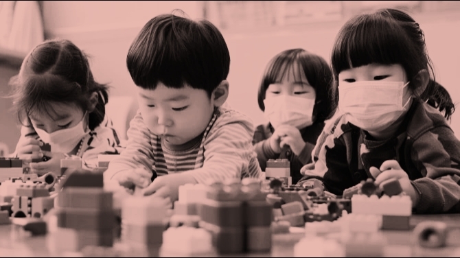 집단 생활을 하는 영유아라면 각별히 수족구병 감염에 주의해야 한다. / 이미지 출처 : 글로벌에픽