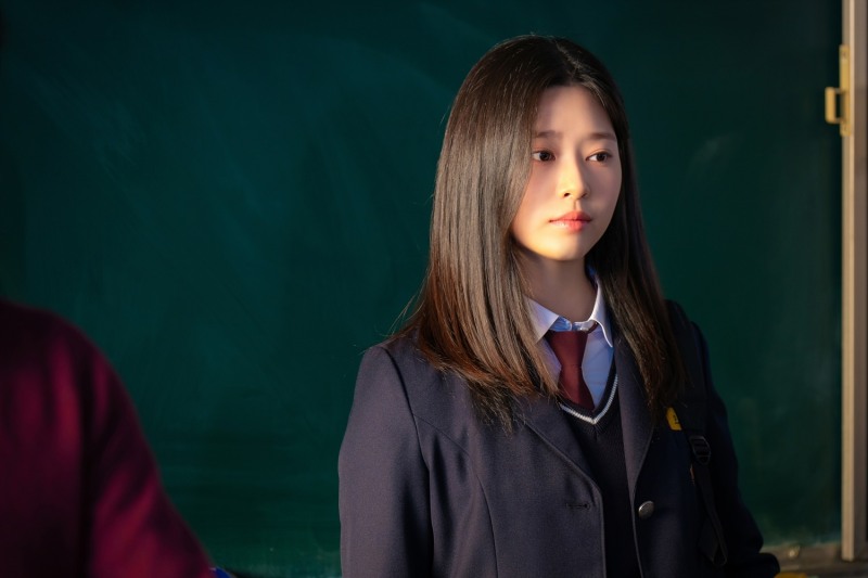 ‘커넥션’ 김민주, 등장만으로도 설렌다…‘그 시절 첫사랑의 정석’