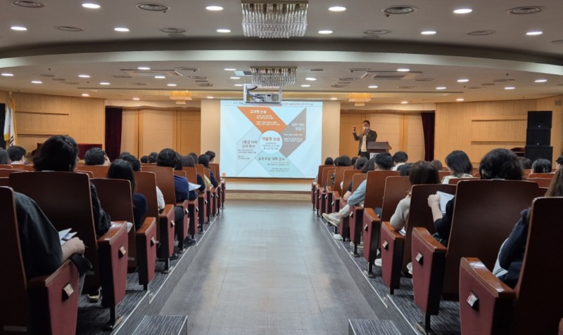 목동씨사이트학원,‘2025 가천대 등 약술형 논술 6월 설명회’개최