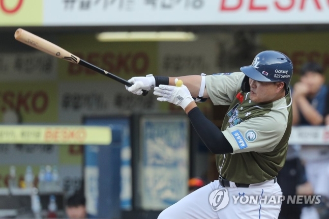 사진=삼성에서 kt로 이적한 오재일