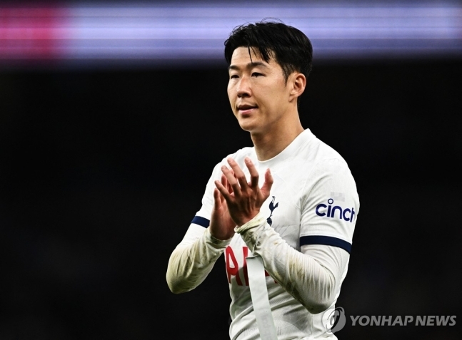 EPL 올해의 팀 발표, 손흥민 스트라이커 후보 10인엔 들었지만.. 왓킨스-홀란에 밀려