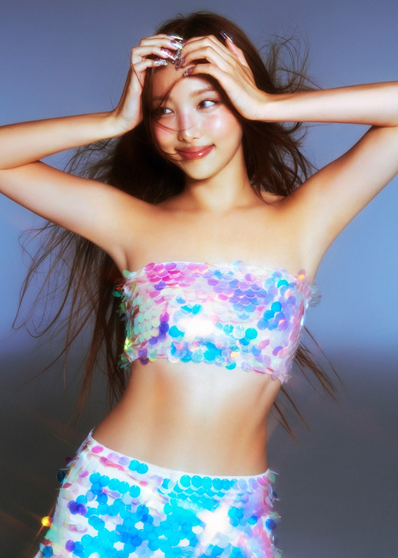 트와이스 나연, 미니 2집 포토 속 눈부신 여신 비주얼