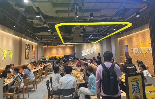 태국 4호점 bhc 센트럴 라마 2점 / 사진=bhc치킨 제공