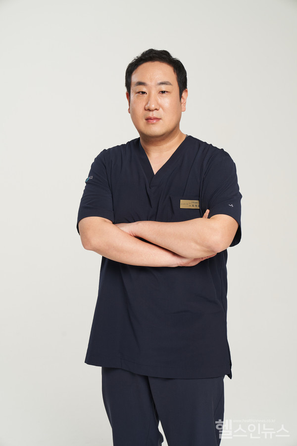 고르다치과의원잠실점최재용대표원장