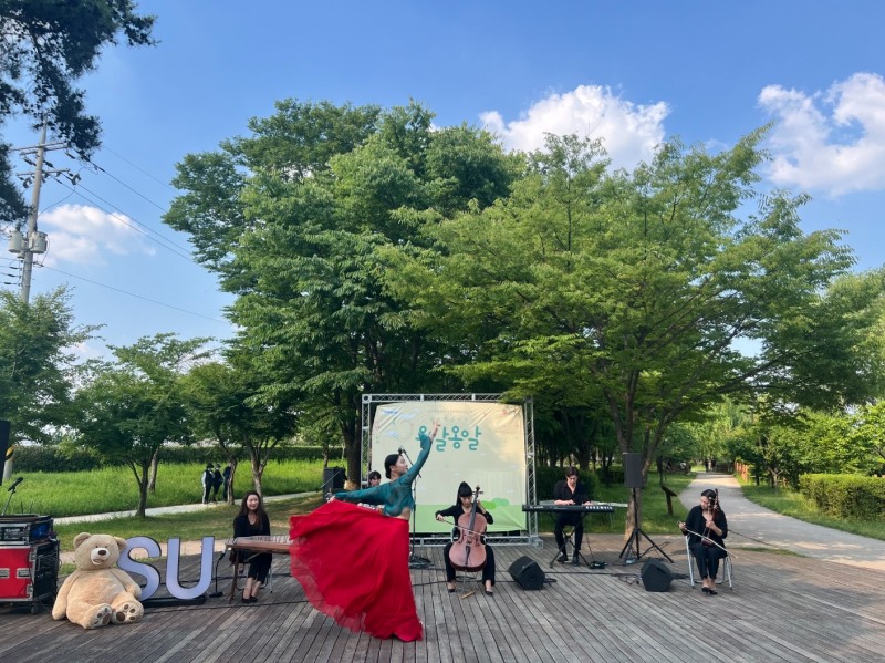 온가족이 즐기는 유모차 음악회 ‘옹알옹알’, 성료