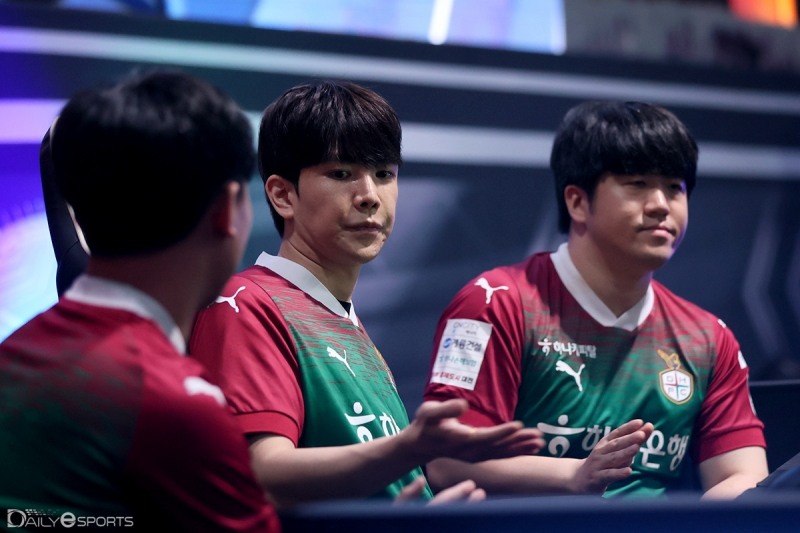 선수 순위 1위의 이태경도 업셋의 바람을 피해가지 못했다.