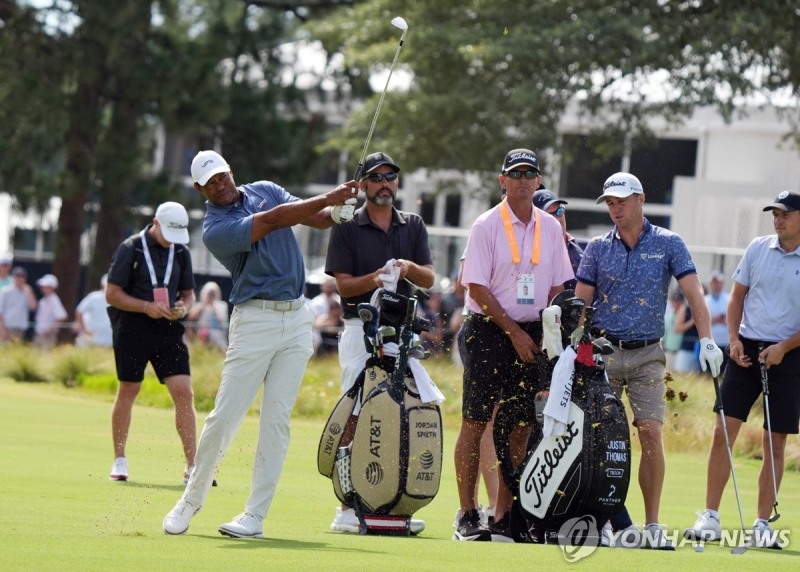 타이거 우즈의 연습 라운드