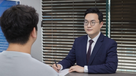 공중밀집장소추행, 추행의 고의성 판단이 중요