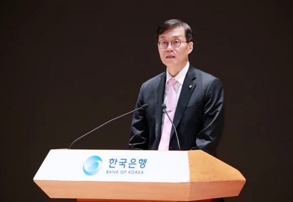 (상보) 이창용 "물가 목표 수준 수렴 확신 들 때까지는 인내심 갖고 현재 통화긴축 기조 충분히 유지"