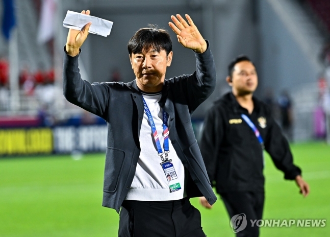 '기적 시리즈' 인도네시아, 말 그대로 '신태용 매직'.. 월드컵 3차 예선 진출 '쾌거'