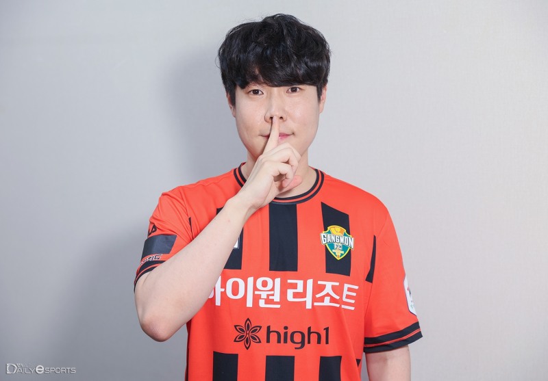 강원FC 장재근.