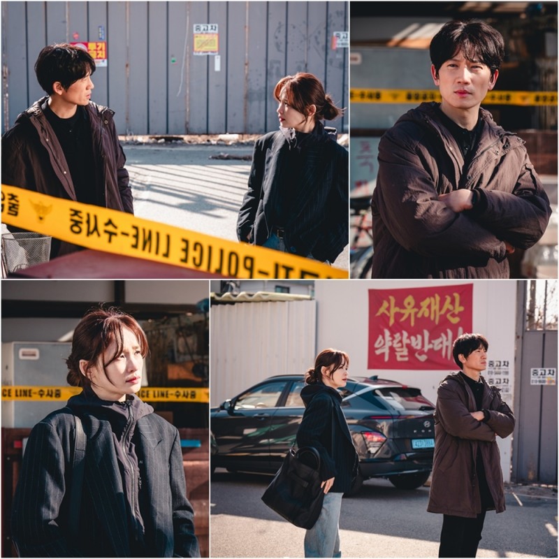 ‘커넥션’ 담담하게 정면 응시 지성 VS 예리하게 지성 주시 전미도, 난상 토론 발발 현장