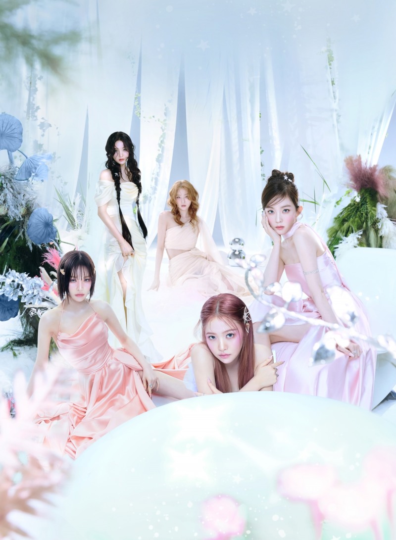 레드벨벳, 신곡 ‘Cosmic’ 퍼포먼스로 보여줄 극강의 우아美…볼수록 빠져드는 단체 티저 이미지 공개