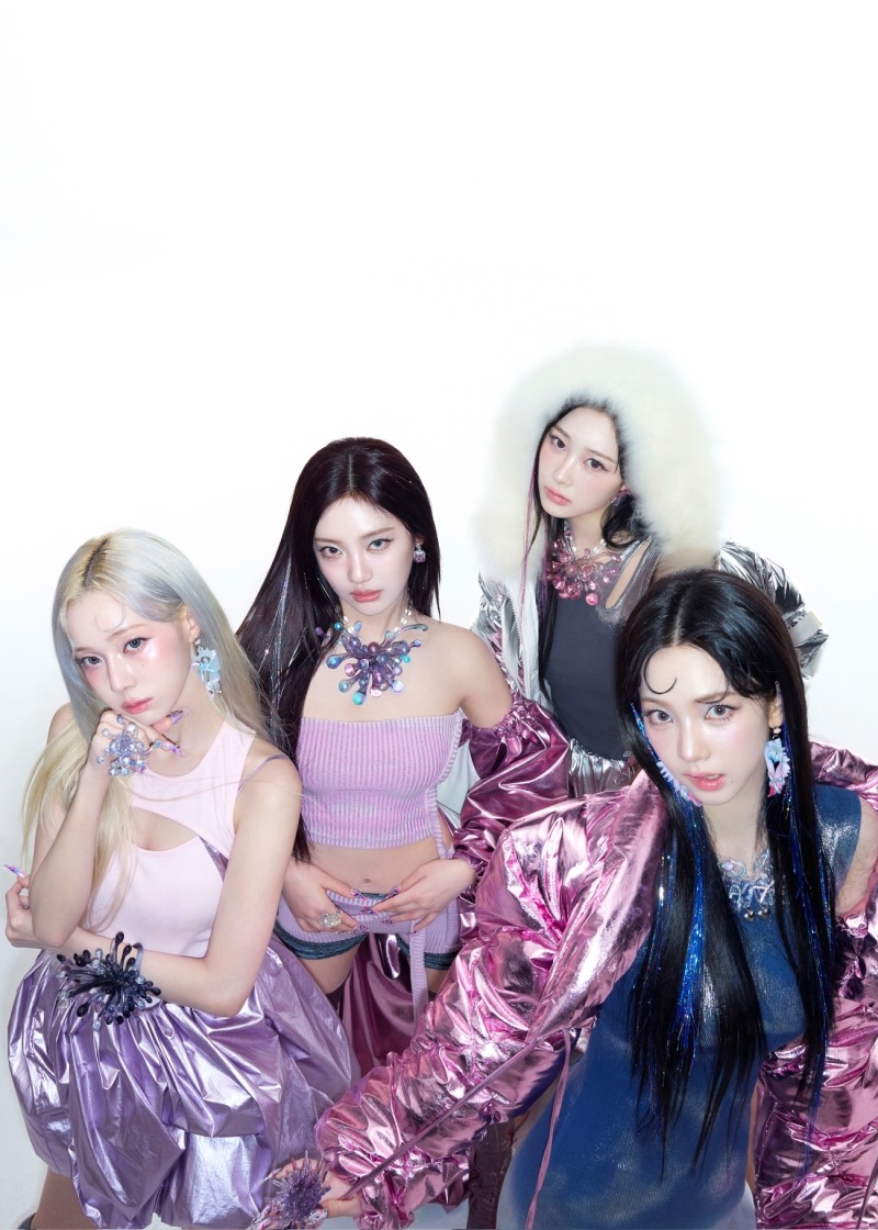 에스파 ‘Supernova’, 차트 접수한 ‘쇠맛’ 파워…써클차트 글로벌 K팝∙디지털∙스트리밍 5주 연속 1위