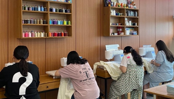 임신부 태교 프로그램 아기 담요 만들기 / 사진=나주시 제공