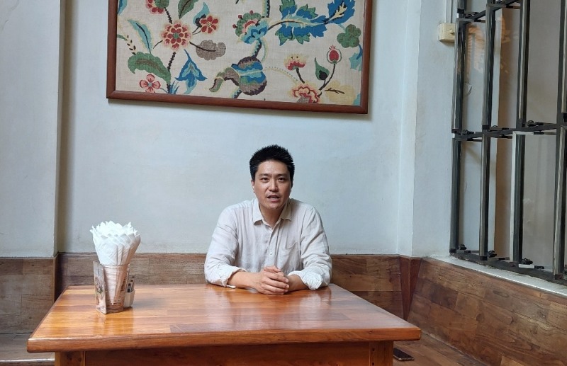 유니온모바일 캄보디아 지사 오주원 지사장. 2000년부터 캄보디아에 정착한 현지통이다. 유니온모바일의 '앙코르 챗'을 비롯한 현지 사업에 큰 역할을 담당하고 있다.