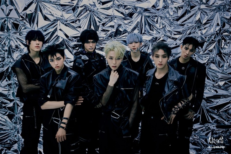 올아워즈, 미니 2집 콘셉트 포토 공개 완료…'시선 강탈' 스모키 메이크업