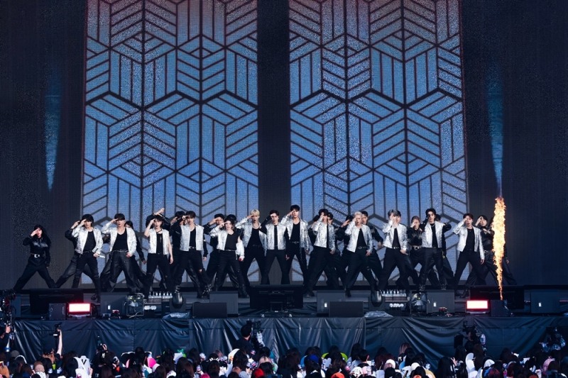 세븐틴, 스타디움 투어부터 ‘글래스턴베리’까지 글로벌 광폭 행보…굵직한 일정 줄줄이 예고