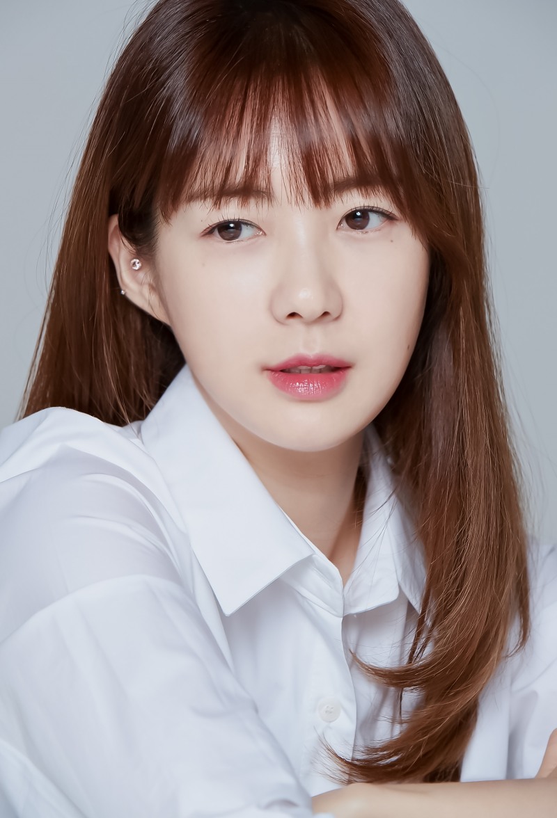이요원, ‘식객 허영만의 백반기행’ 출연…색다른 매력 발산 예고