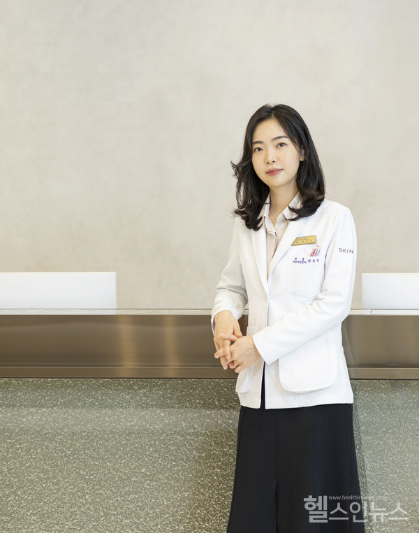 청담스킨다피부과의원한유진원장