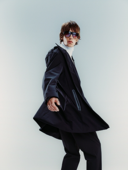 장마철 스타일 완성할 퓨잡 트렌치코트 출시