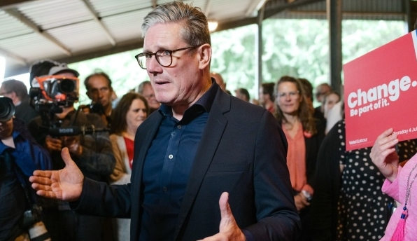 (상보) 영국 총선 출구조사 "노동당 압도적 과반 차지"...14년만 정권 교체"