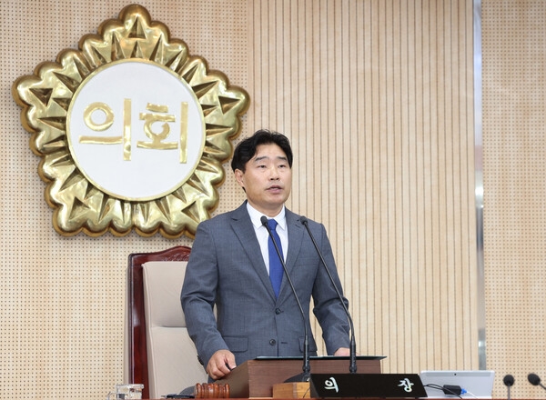 고양특례시의회 김운남 신임 의장. (고양시의회 제공)