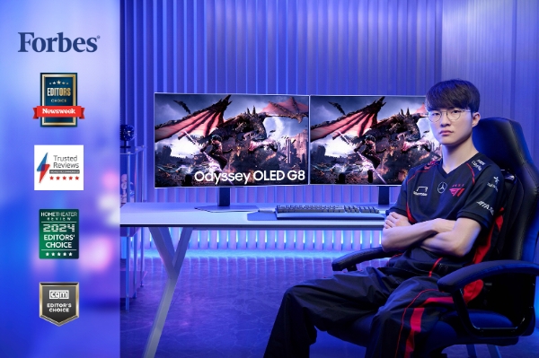 T1 페이커 선수가 삼성전자 OLED 게이밍 모니터 '오디세이 OLED G8(G80SD)'을 소개하고 있다. / 사진=삼성전자 제공