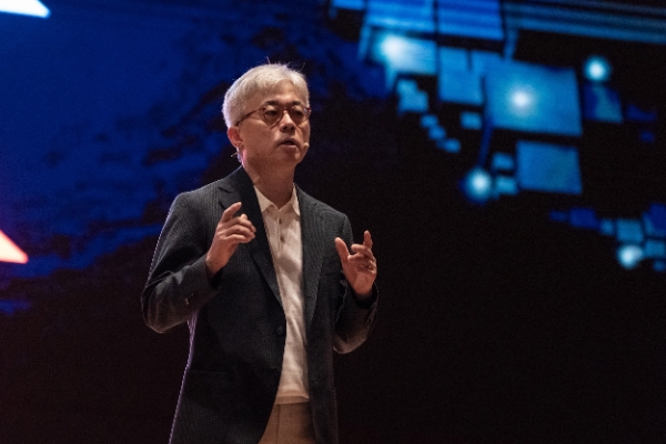 7월 9일 삼성동 코엑스에서 열린 '삼성 파운드리 포럼 2024(Samsung Foundry Forum 2024)'에서 삼성전자 파운드리 사업부장 최시영 사장이 기조연설을 하고 있다. / 사진=삼성전자 제공