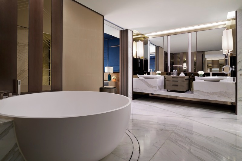 “호캉스 고객을 사로잡아라” 페어몬트 앰배서더 서울, 식음 연계 패키지 풍성