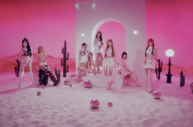 유니스, 내달 6일 컴백 확정…대세 신인 입지 굳히기 돌입