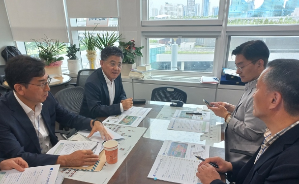 기획재정부 찾아 국가 예산확보 총력전