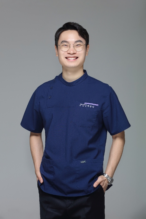 사진= 굿본재활의학과 여의도점 곽중민 원장