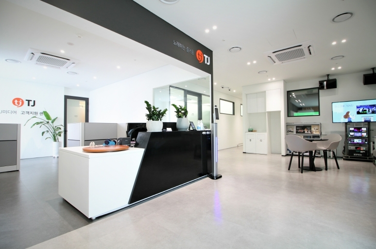 ▲TJ미디어 영등포(본점) 서비스센터 내부 / 사진=TJ미디어 제공