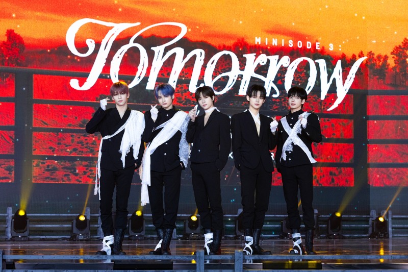 TXT, 미국 내 상반기 CD 판매량 테일러 스위프트 이어 2위…2년 연속 K-팝 아티스트 최고 순위