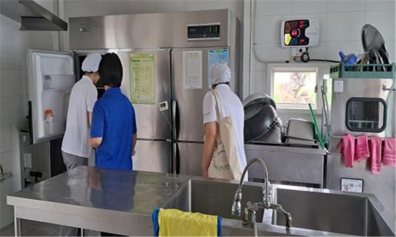 아동급식시설 점검 (사진제공 = 장흥군)